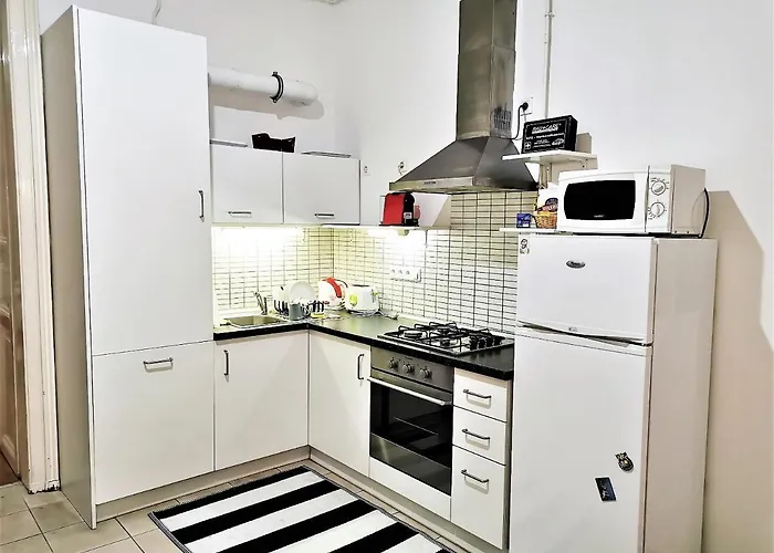 Orangehomes Central Market Hall Apartment